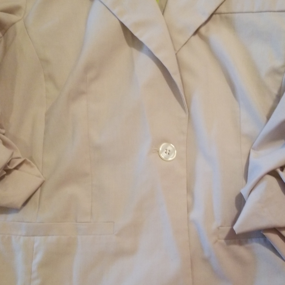 Tan blazer - Small - Picture 2 of 3